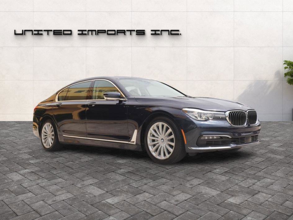 Used 2017 BMW 740i RWD image 7