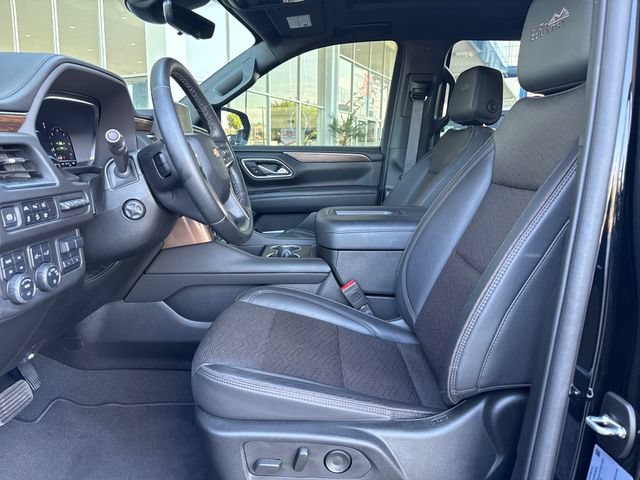 Certified 2024 Chevrolet Tahoe High Country AWD/4WD image 9