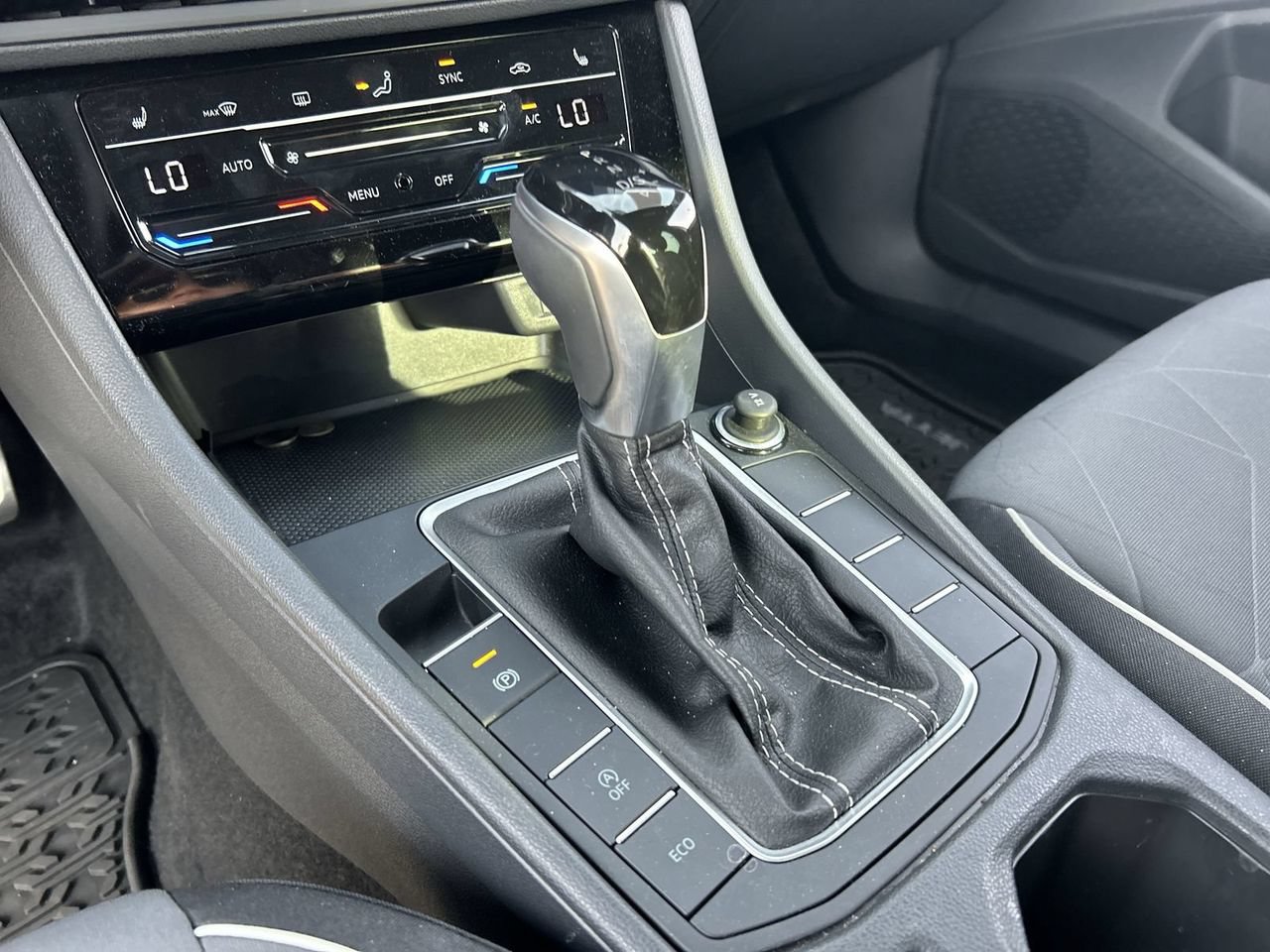 Certified 2026 Volkswagen Jetta Sport FWD image 26