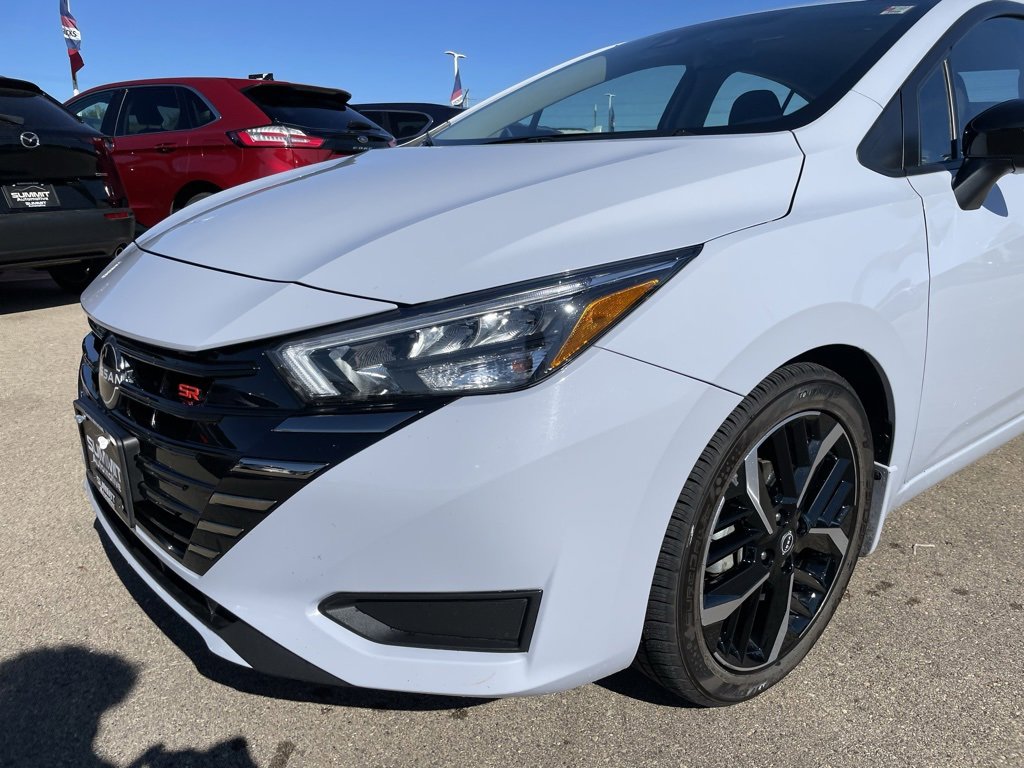 Used 2023 Nissan Versa SR w/ Electronics Package image 35