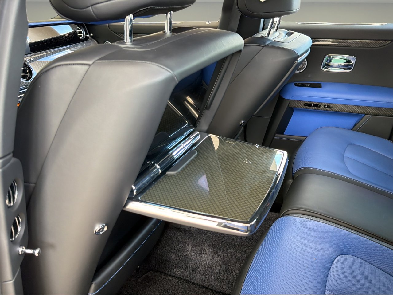 Used 2022 Rolls-Royce Ghost Black Badge AWD/4WD image 16