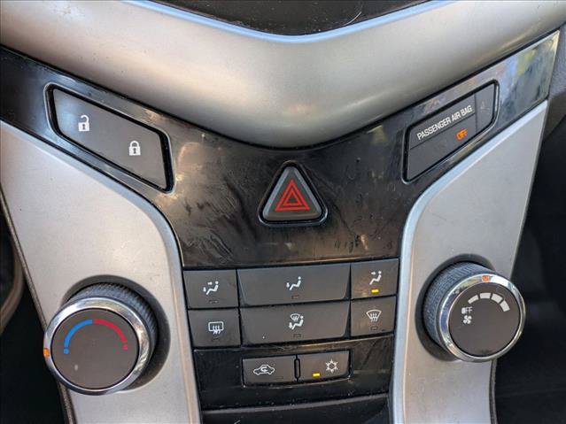 Used 2011 Chevrolet Cruze LT FWD image 12