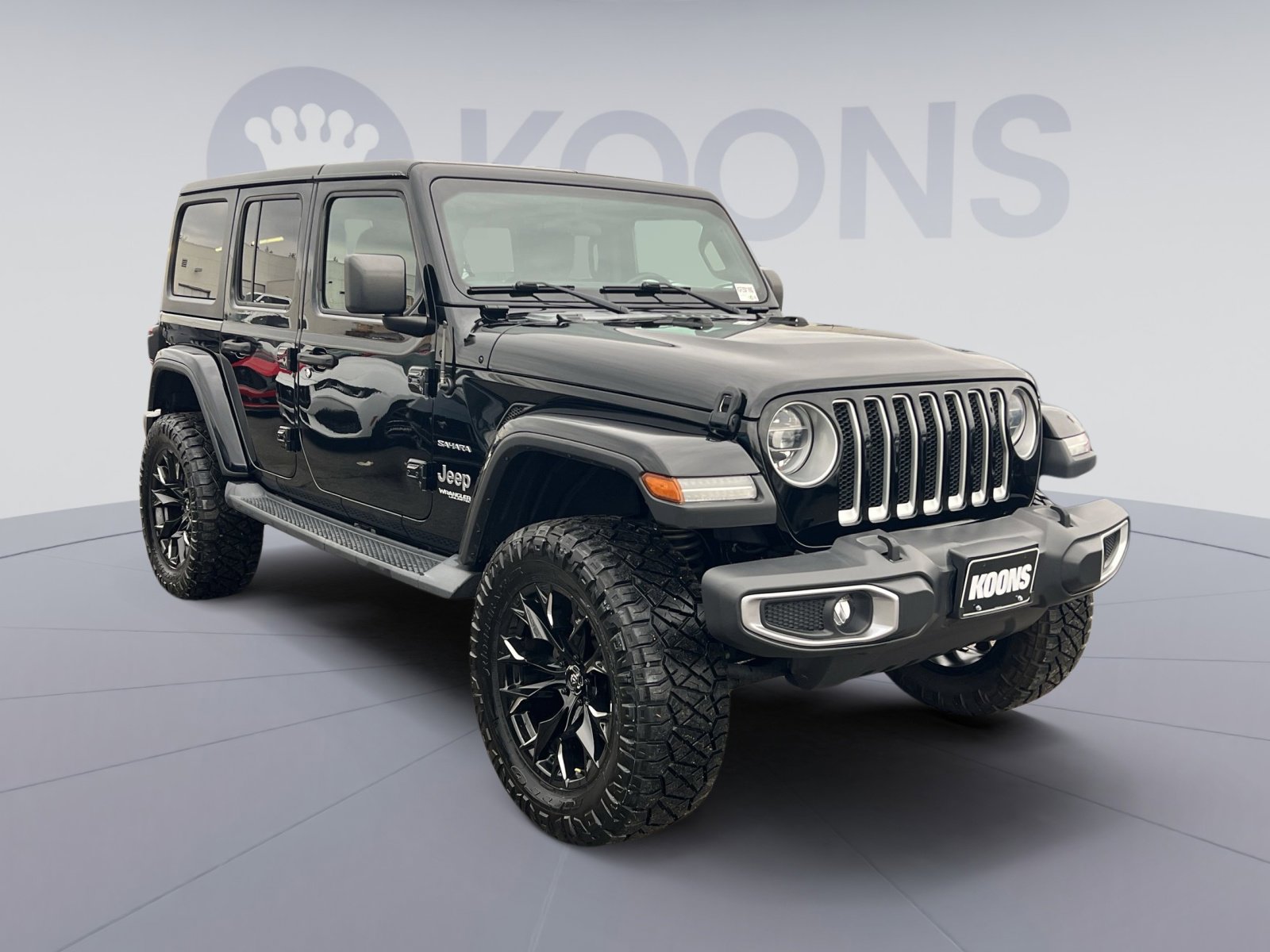 Used 2019 Jeep Wrangler Unlimited Sahara w/ Cold Weather Group image 10