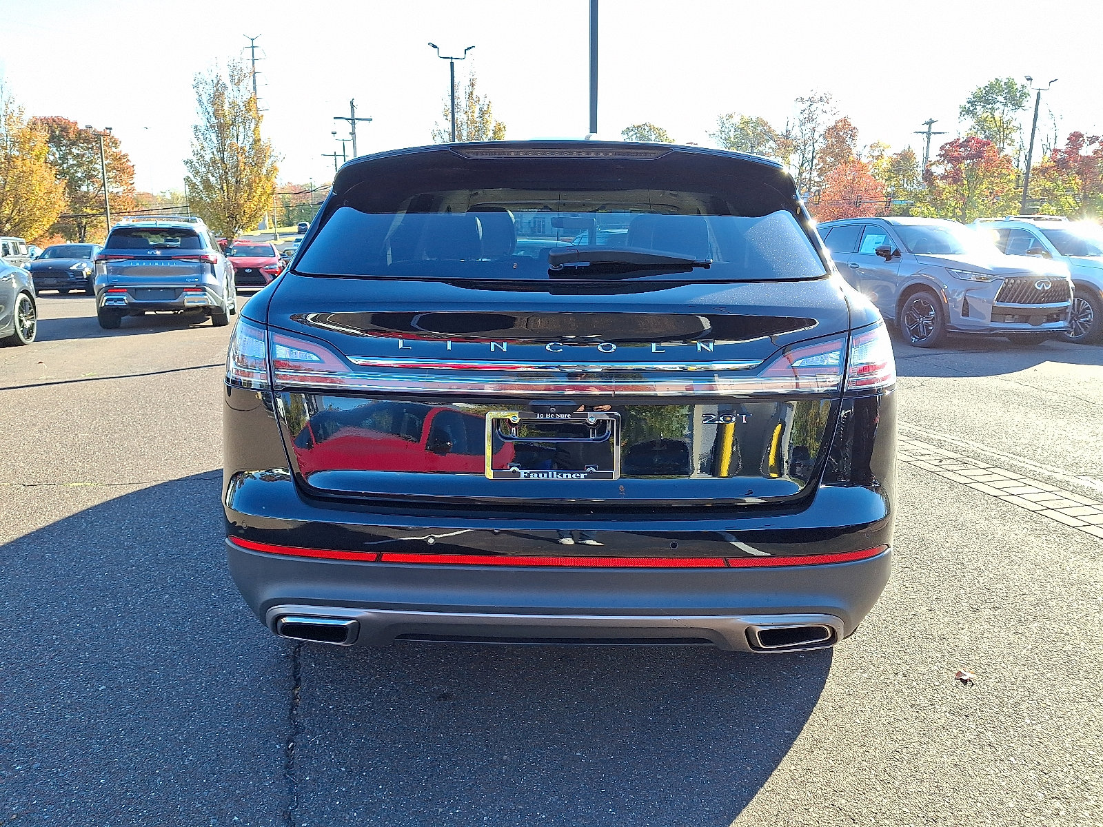 Used 2020 Lincoln Nautilus Reserve image 5