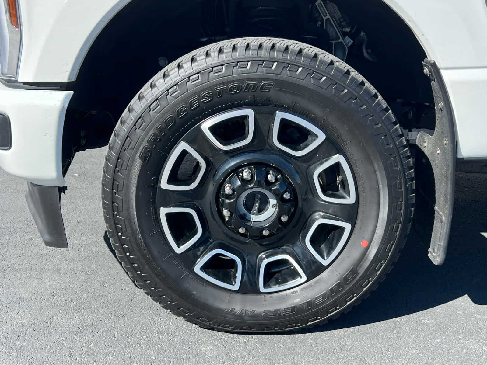 Certified 2025 Ford F350 Platinum AWD/4WD image 13