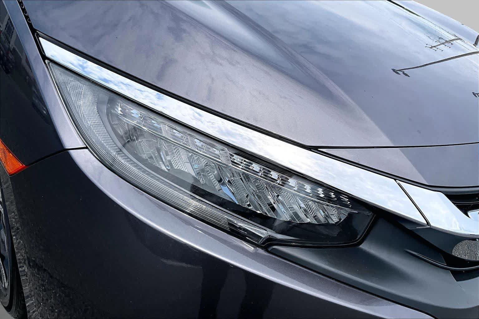 Used 2016 Honda Civic Touring image 28