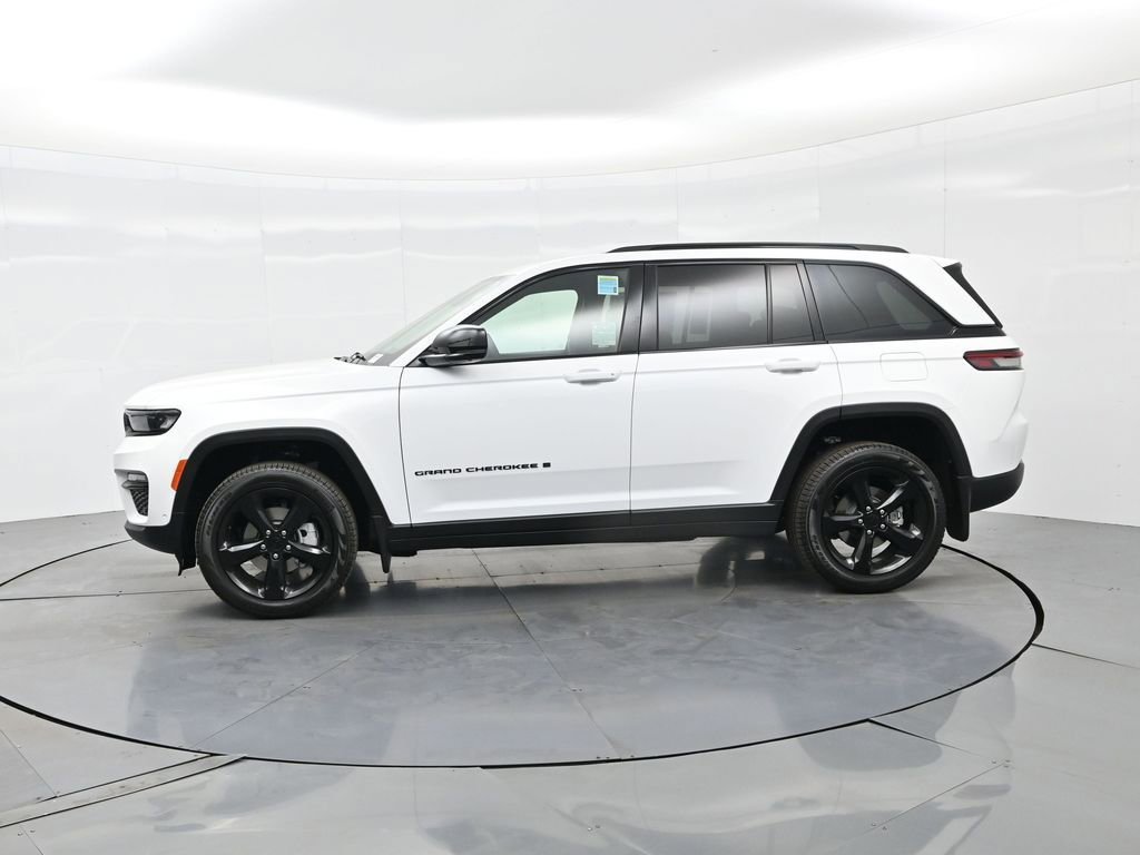 New 2025 Jeep Grand Cherokee Limited w/ Luxury Tech Group II image 9
