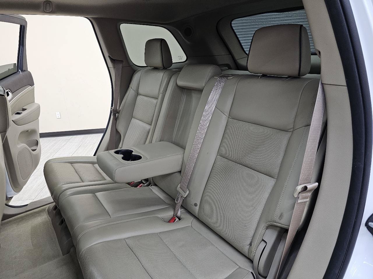 Used 2018 Jeep Grand Cherokee Overland RWD image 28