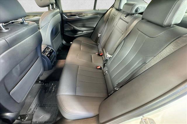 Used 2023 BMW 540i w/ Premium Package RWD image 23