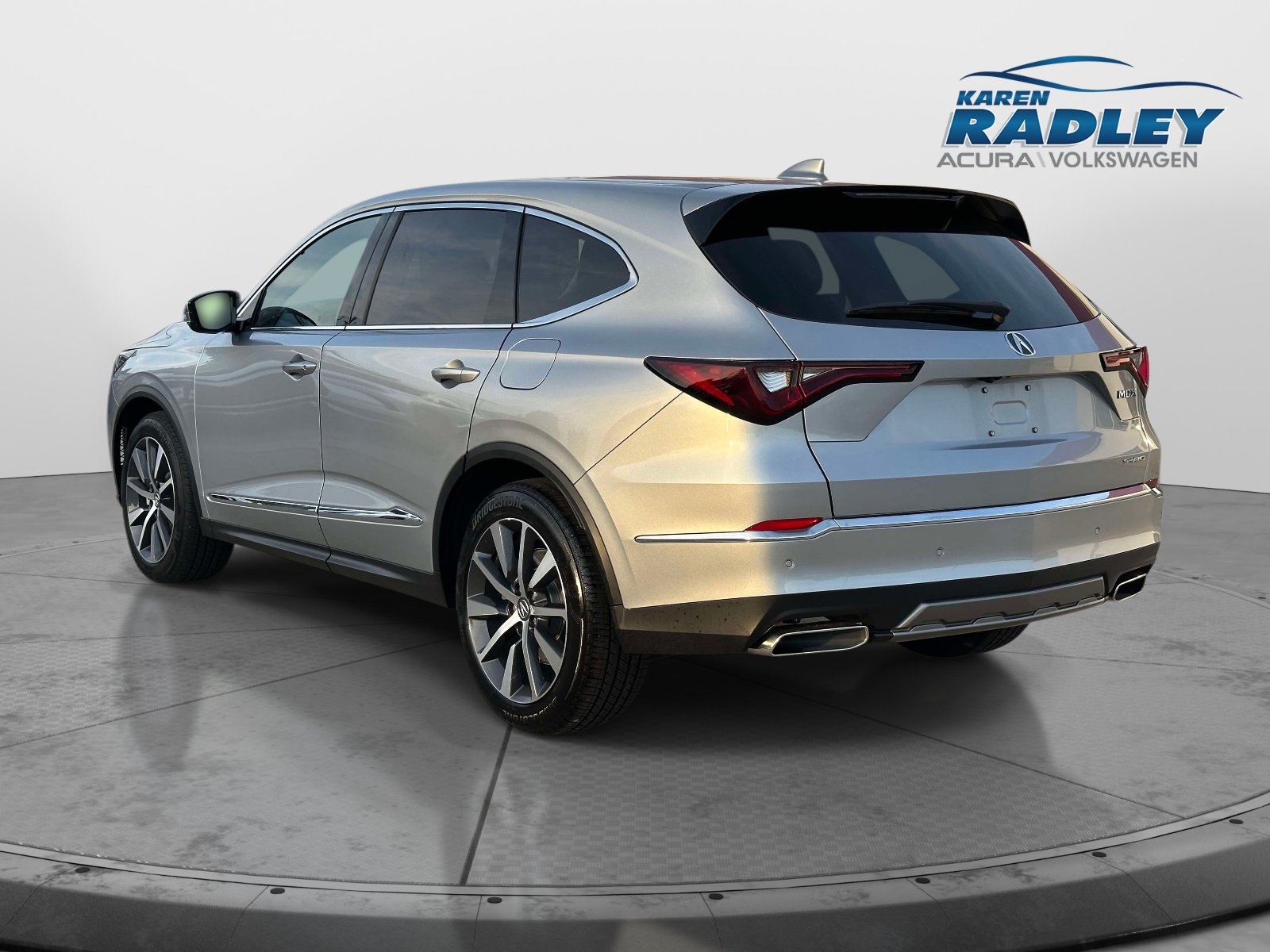 Certified 2026 Acura MDX w/ Technology Package AWD/4WD image 4