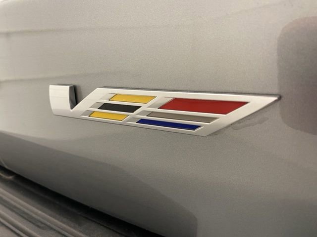 Used 2025 Cadillac Escalade ESV V image 33
