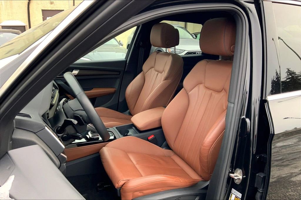 Used 2024 Audi Q5 2.0T Premium Plus w/ Premium Plus Package image 8