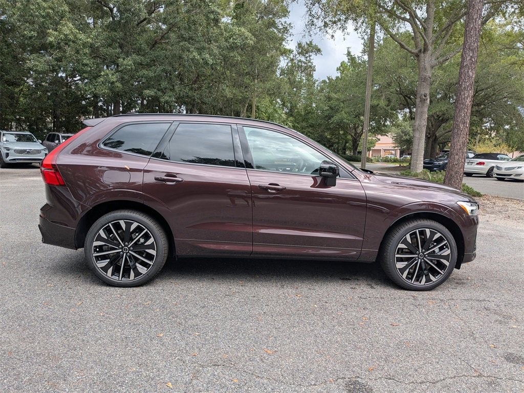 New 2026 Volvo XC60 T8 Ultra w/ Protection Package Premier image 3