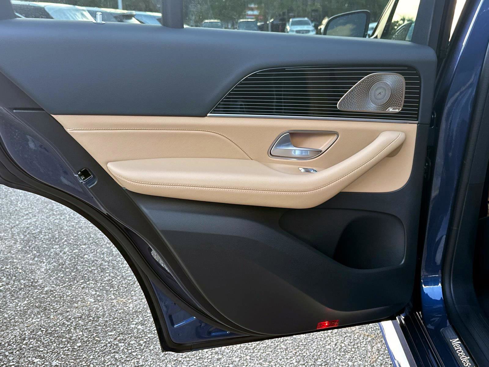 New 2026 Mercedes-Benz GLE 450 4MATIC image 11