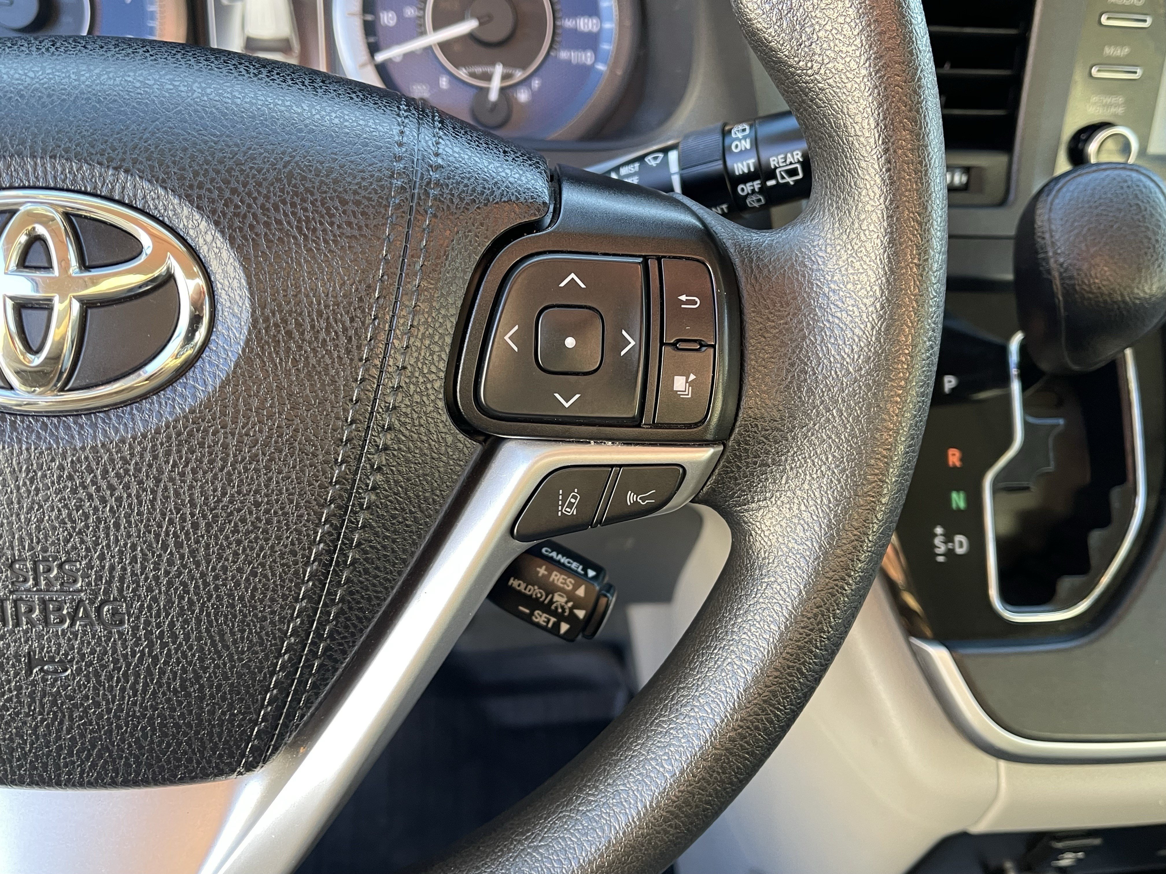 Used 2020 Toyota Sienna LE w/ LE Preferred Package FWD image 21
