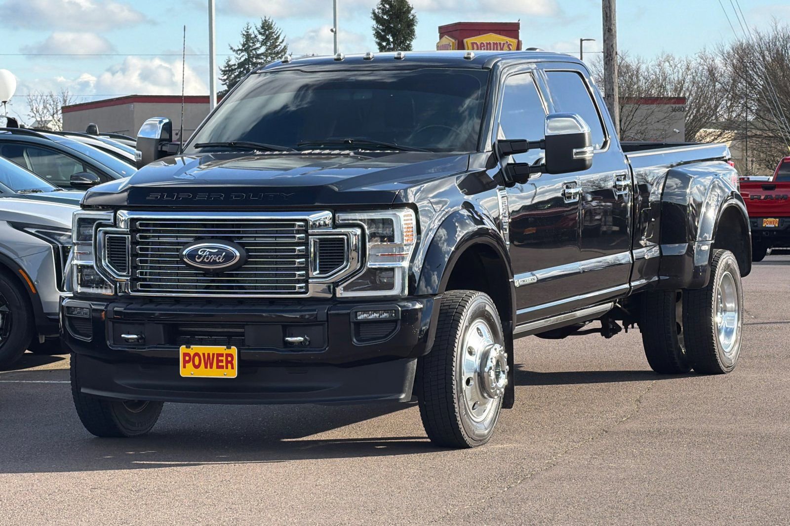 Used 2022 Ford F450 Platinum w/ FX4 Off-Road Package image 8