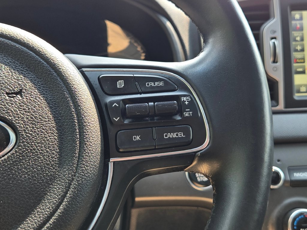 Used 2017 Kia Sportage EX w/ EX Technology Package FWD image 34