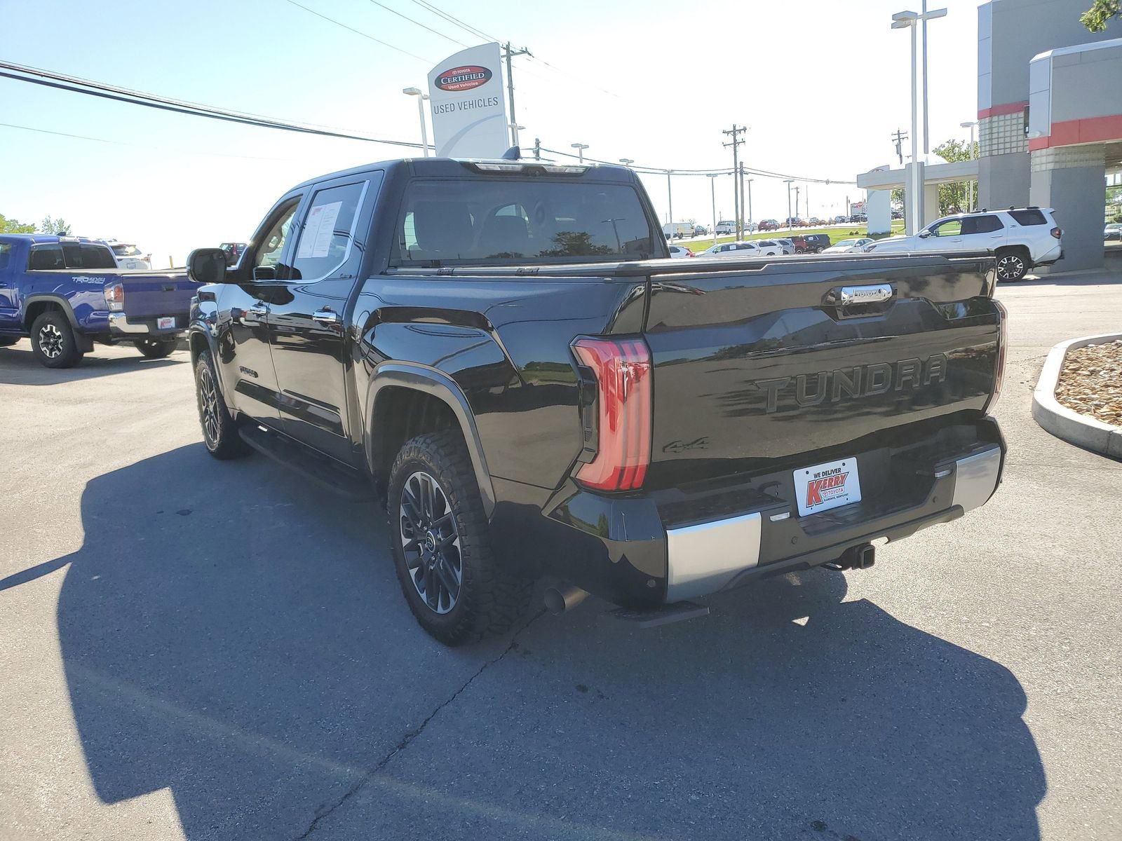 Used 2024 Toyota Tundra Limited AWD/4WD image 3