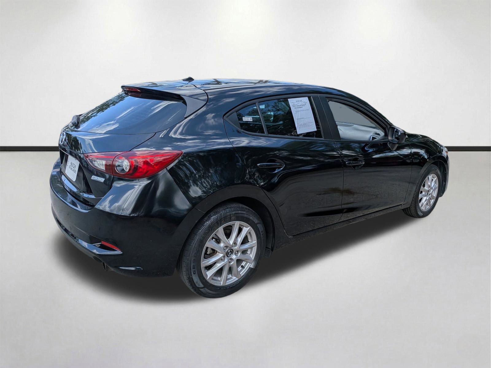 Used 2017 MAZDA MAZDA3 Sport image 4