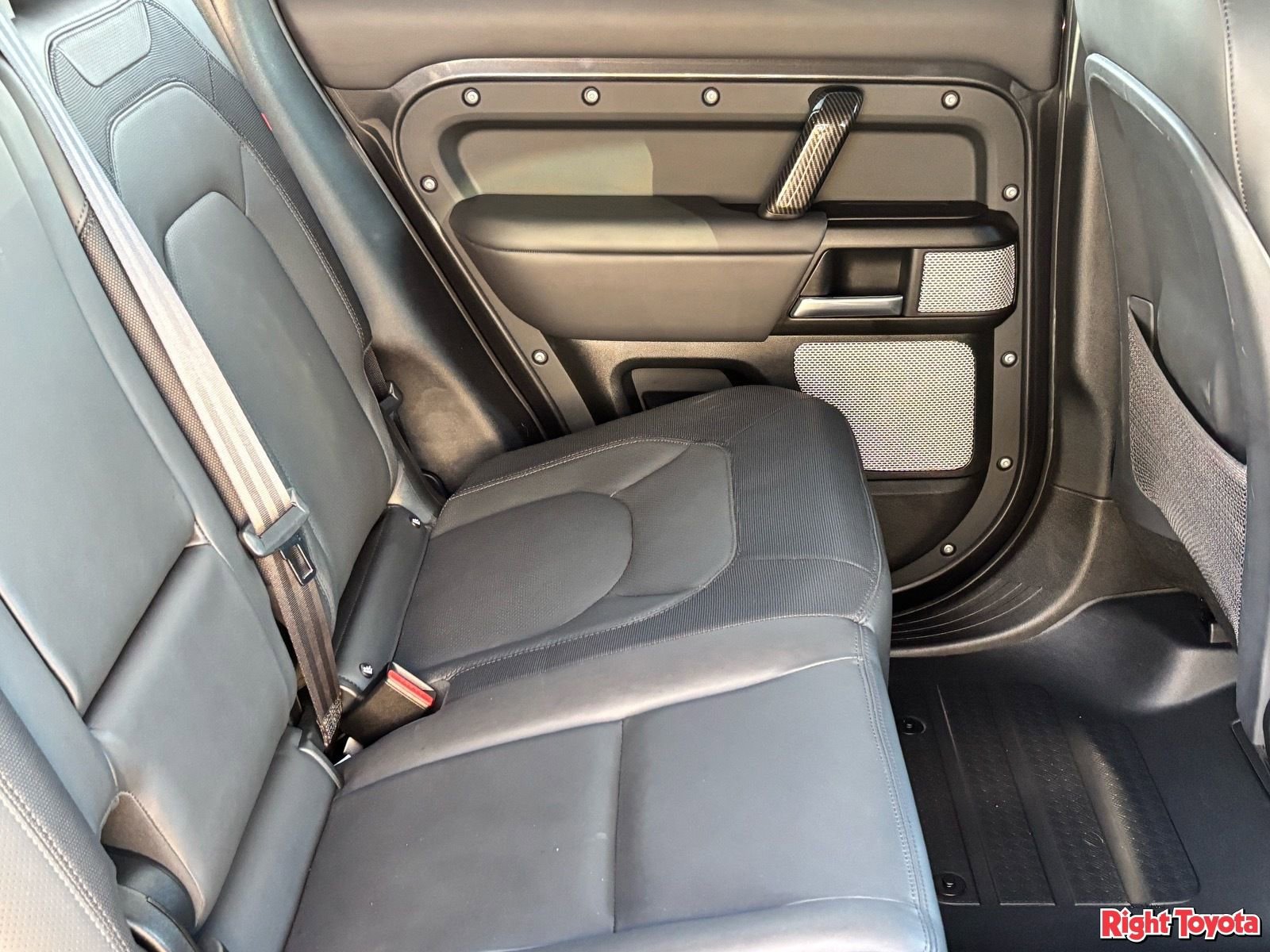 Used 2024 Land Rover Defender 130 Outbound image 14