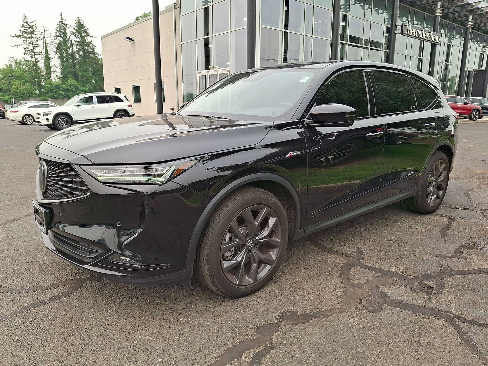 Used 2023 Acura MDX A-Spec AWD/4WD image 2