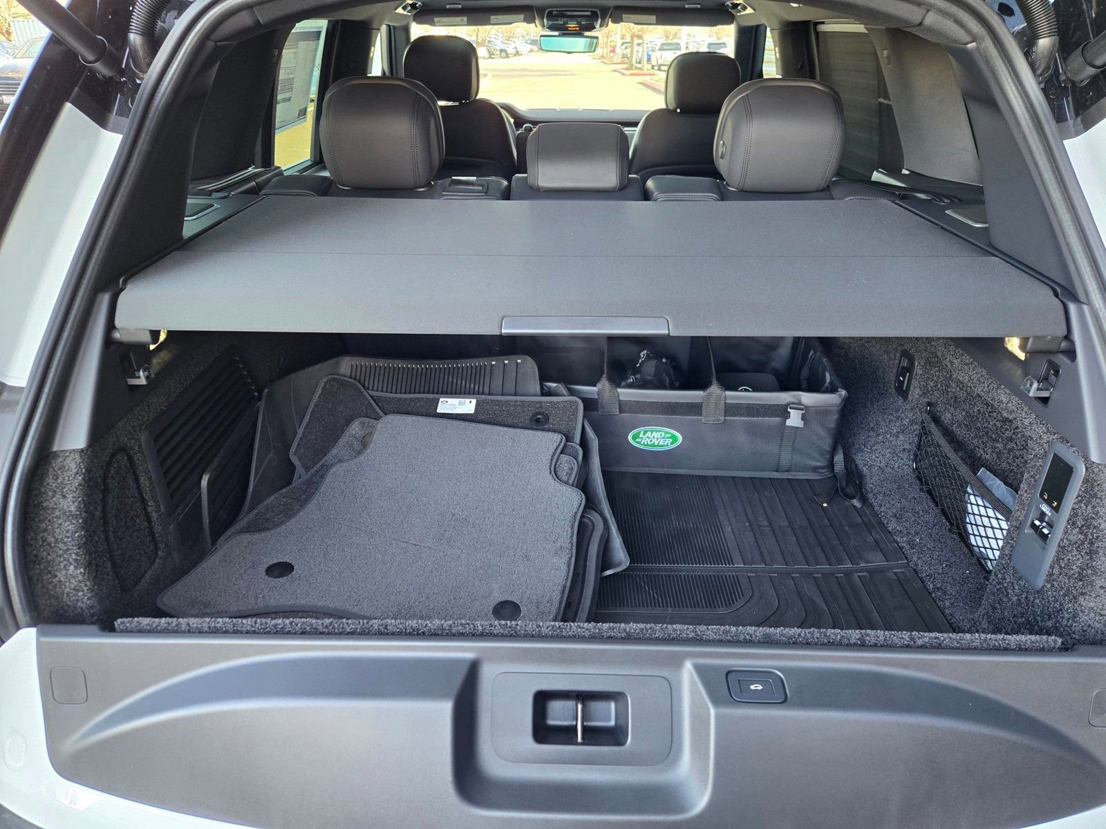 New 2026 Land Rover Range Rover SE AWD/4WD image 15