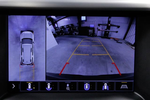 Used 2020 GMC Acadia SLT w/ Driver Alert Package II image 37