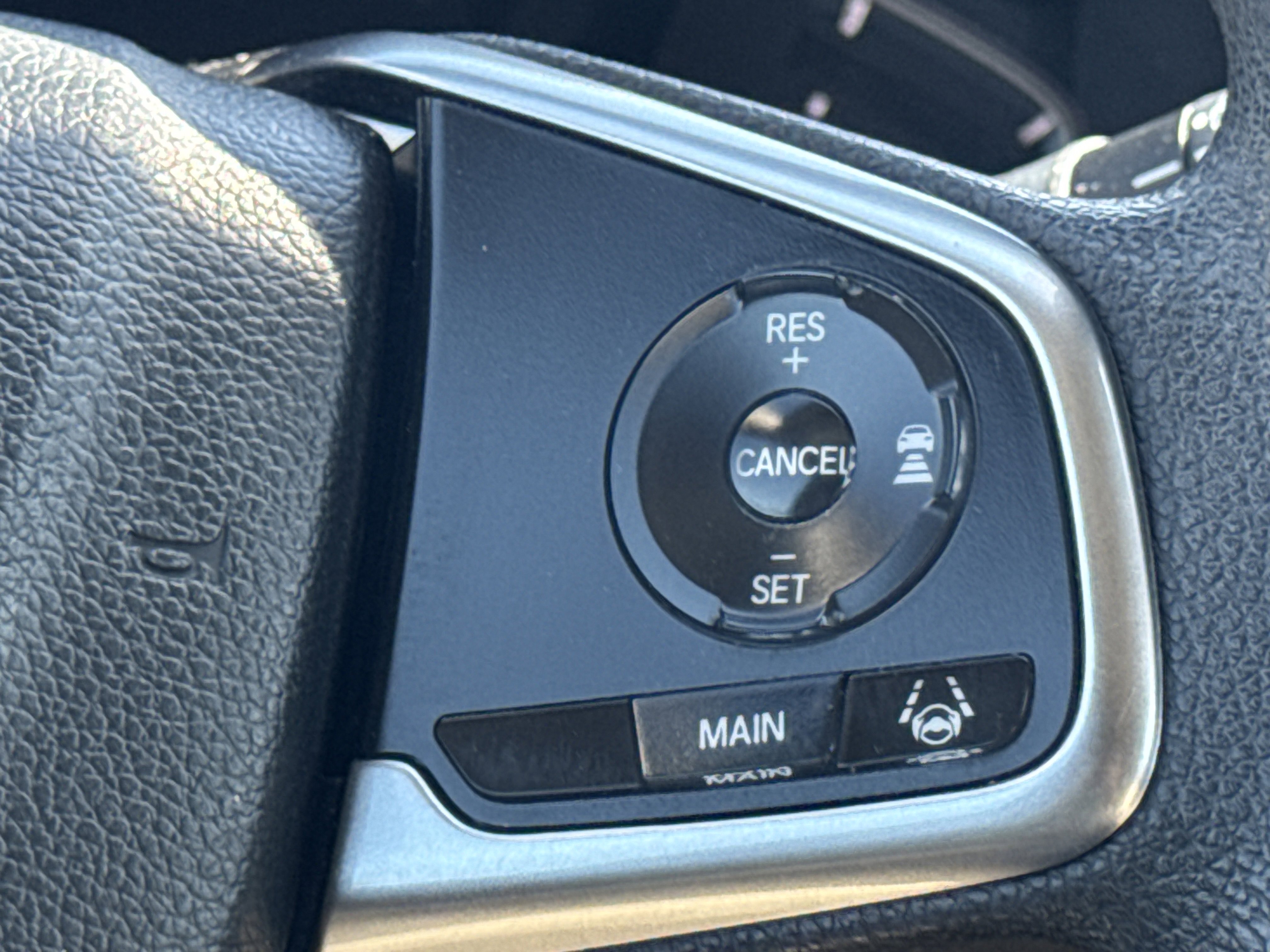 Used 2018 Honda CR-V EX image 7