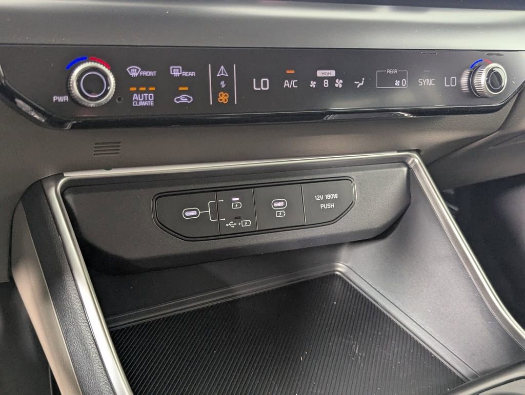New 2026 Kia Carnival LX FWD image 19
