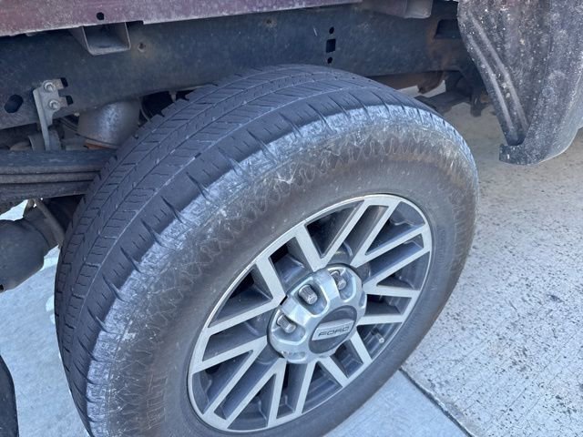 Used 2017 Ford F250 Lariat w/ Lariat Value Package image 8