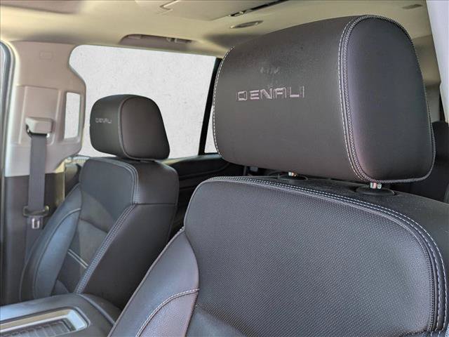 Used 2018 GMC Yukon Denali w/ Denali Ultimate Package AWD/4WD image 14