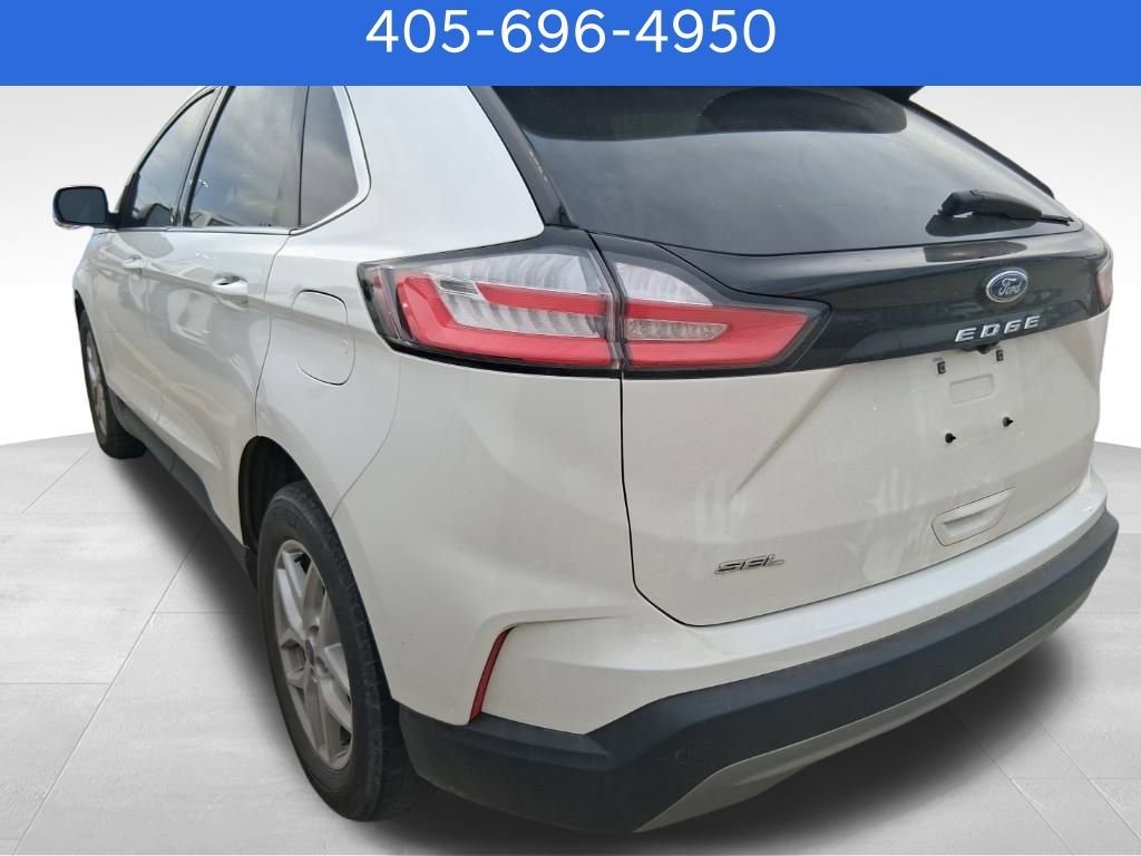 Used 2021 Ford Edge SEL w/ Convenience Package image 3