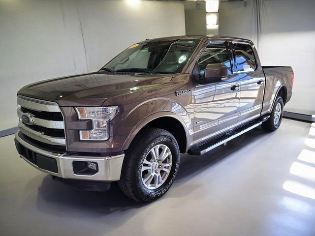 Used 2015 Ford F150 Lariat w/ Max Trailer Tow Package image 15