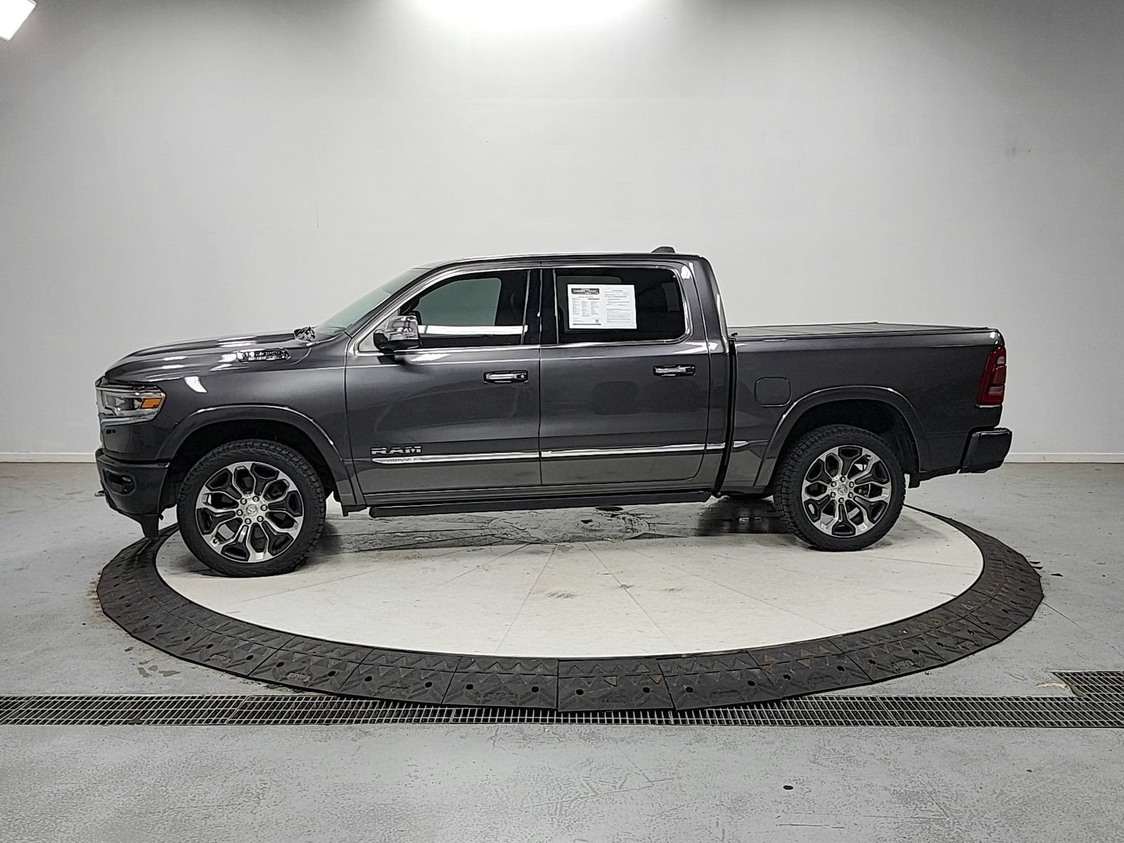 Used 2020 RAM 1500 Limited RWD image 5