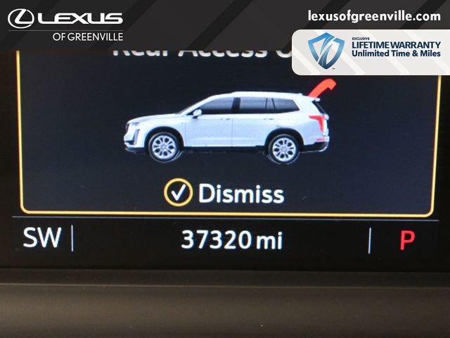 Used 2023 Cadillac XT6 Premium Luxury image 13