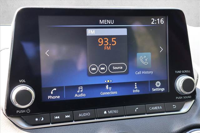 Used 2024 Nissan Sentra SV FWD image 17