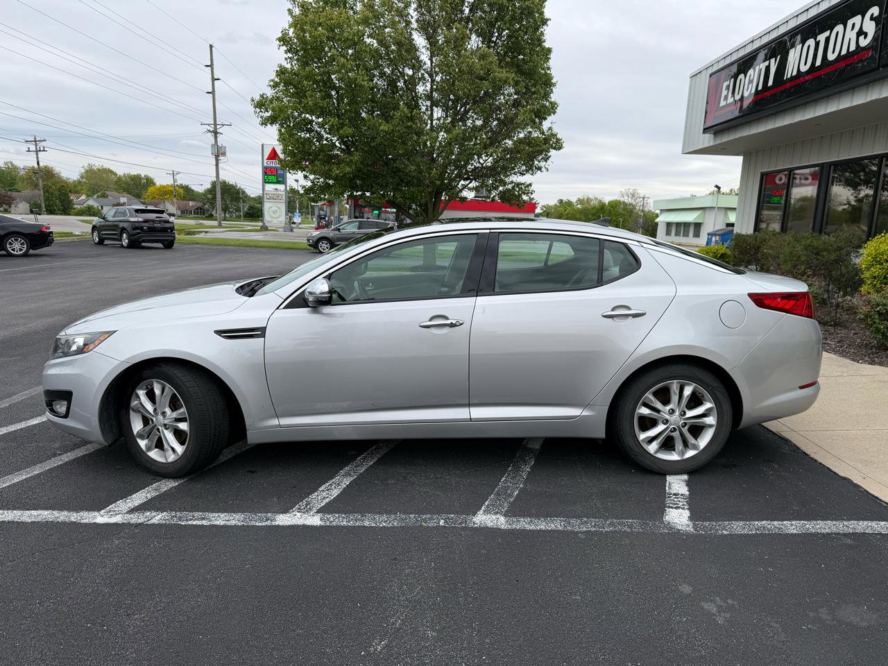 Used 2013 Kia Optima EX w/ Premium Pkg FWD image 2