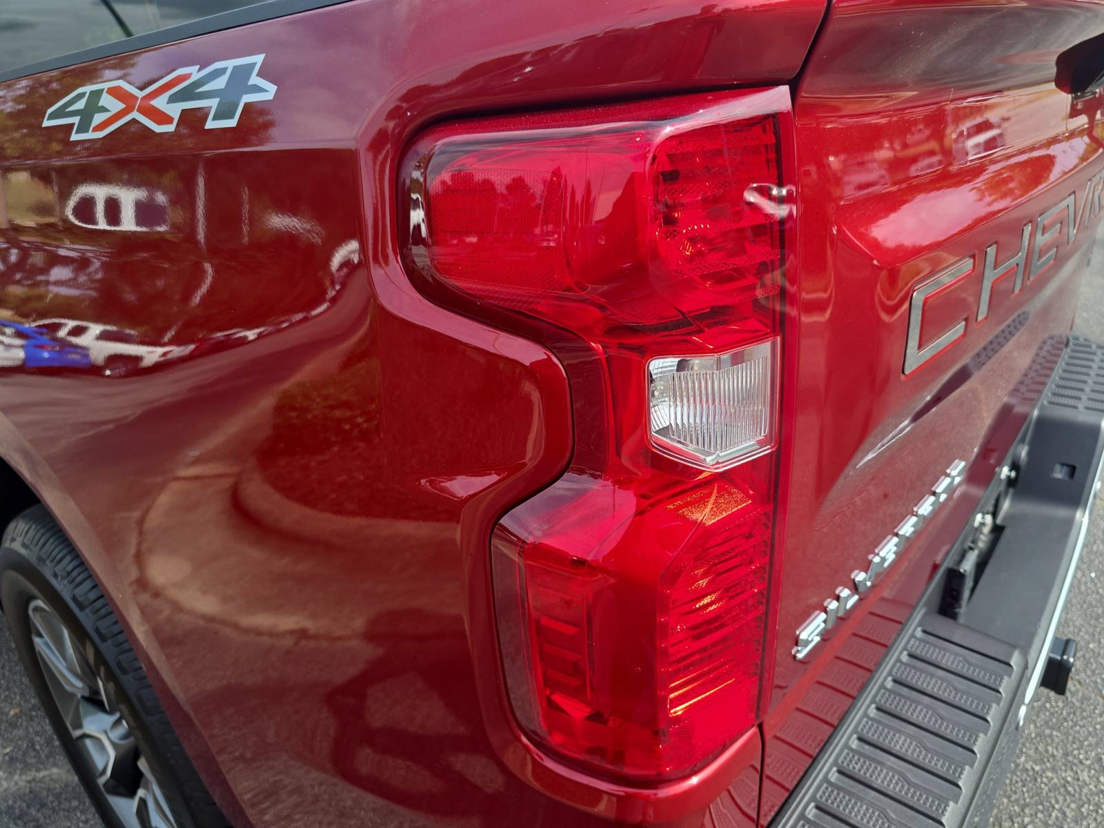 Used 2024 Chevrolet Silverado 1500 LT w/ All Star Edition Plus AWD/4WD image 33