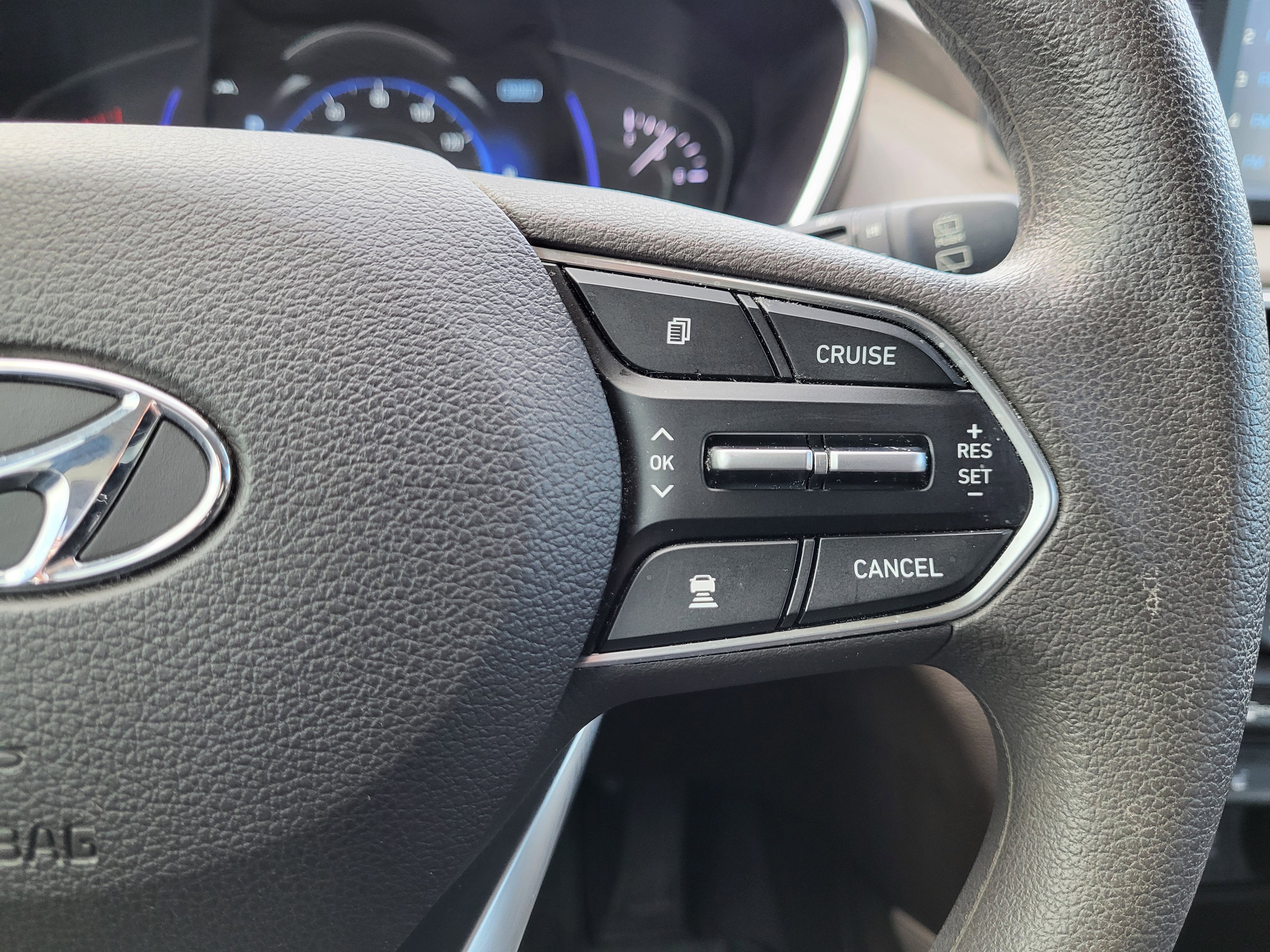 Used 2019 Hyundai Santa Fe SEL image 21