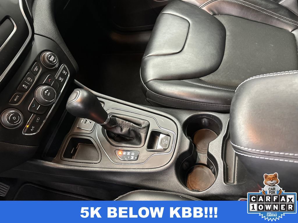 Used 2020 Jeep Cherokee Latitude Plus image 30