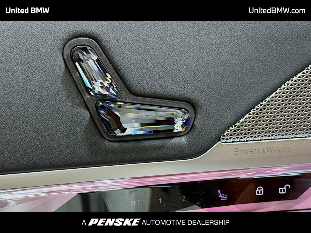 New 2026 BMW 740i w/ Premium Package RWD image 4
