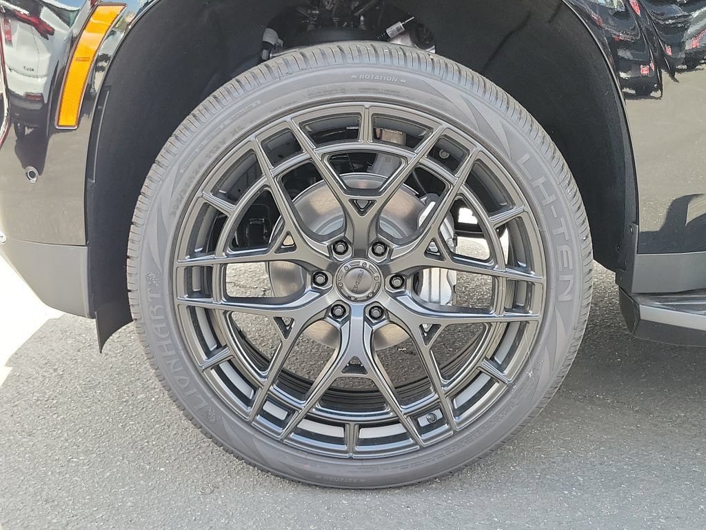 New 2026 Chevrolet Tahoe LS w/ LS Custom Edition RWD image 25