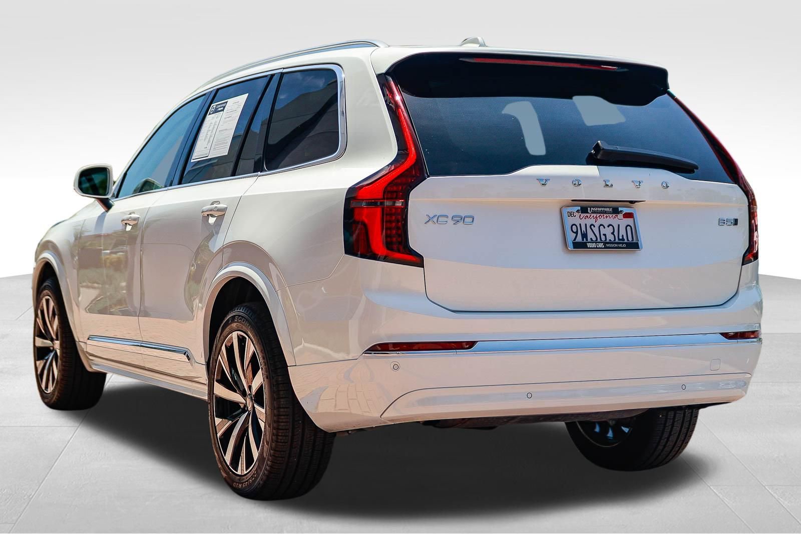 Used 2026 Volvo XC90 B5 Core AWD/4WD image 5