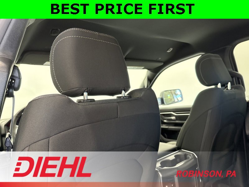 New 2026 RAM 1500 4x4 Crew Cab image 18
