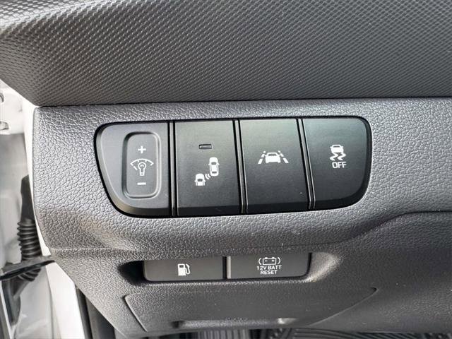 Used 2021 Hyundai Ioniq SE image 15