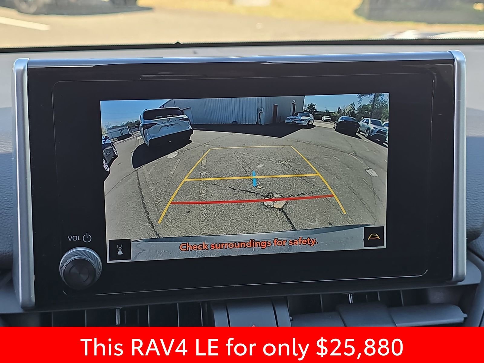 Used 2023 Toyota RAV4 LE image 27