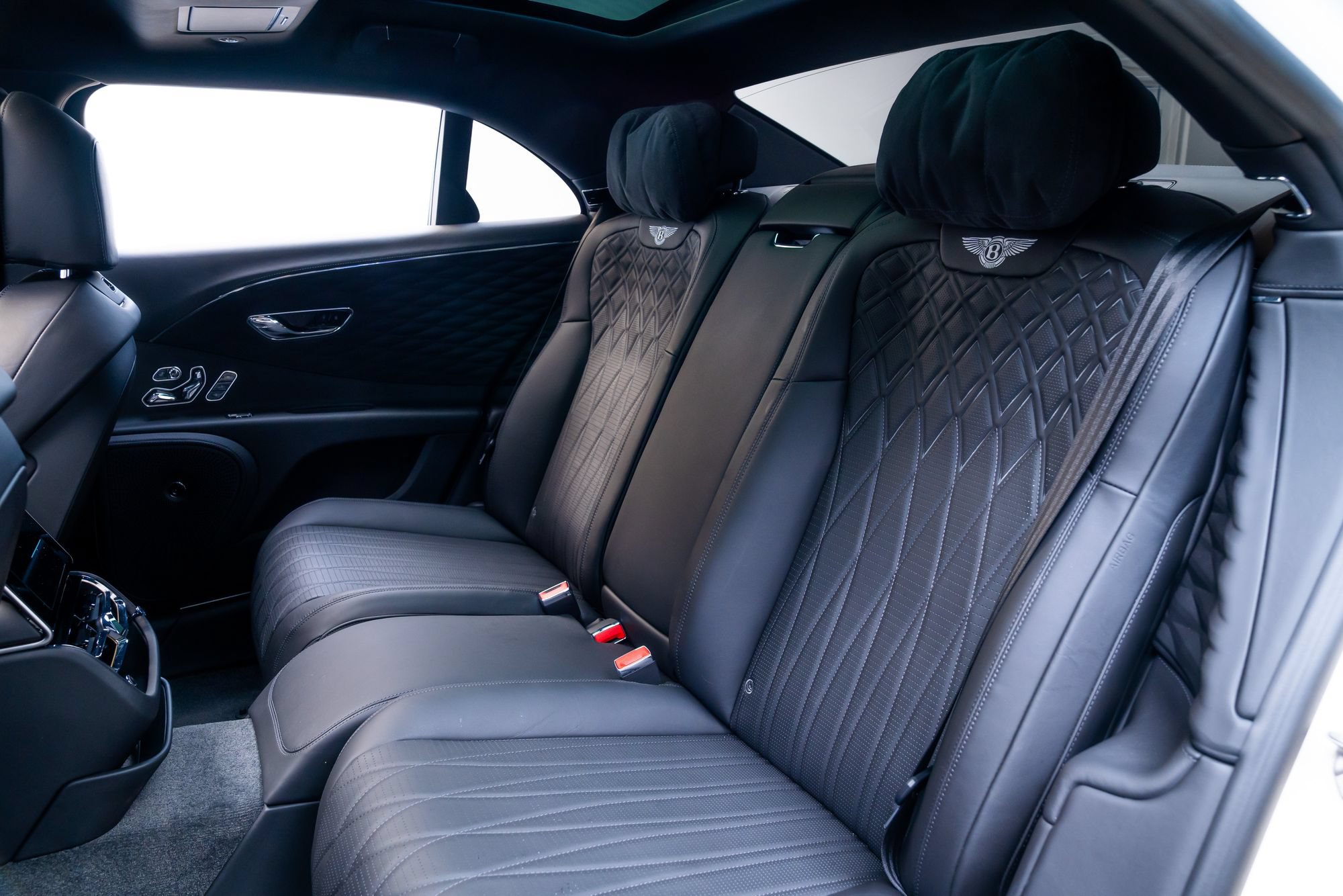 Used 2021 Bentley Flying Spur V8 AWD/4WD image 20