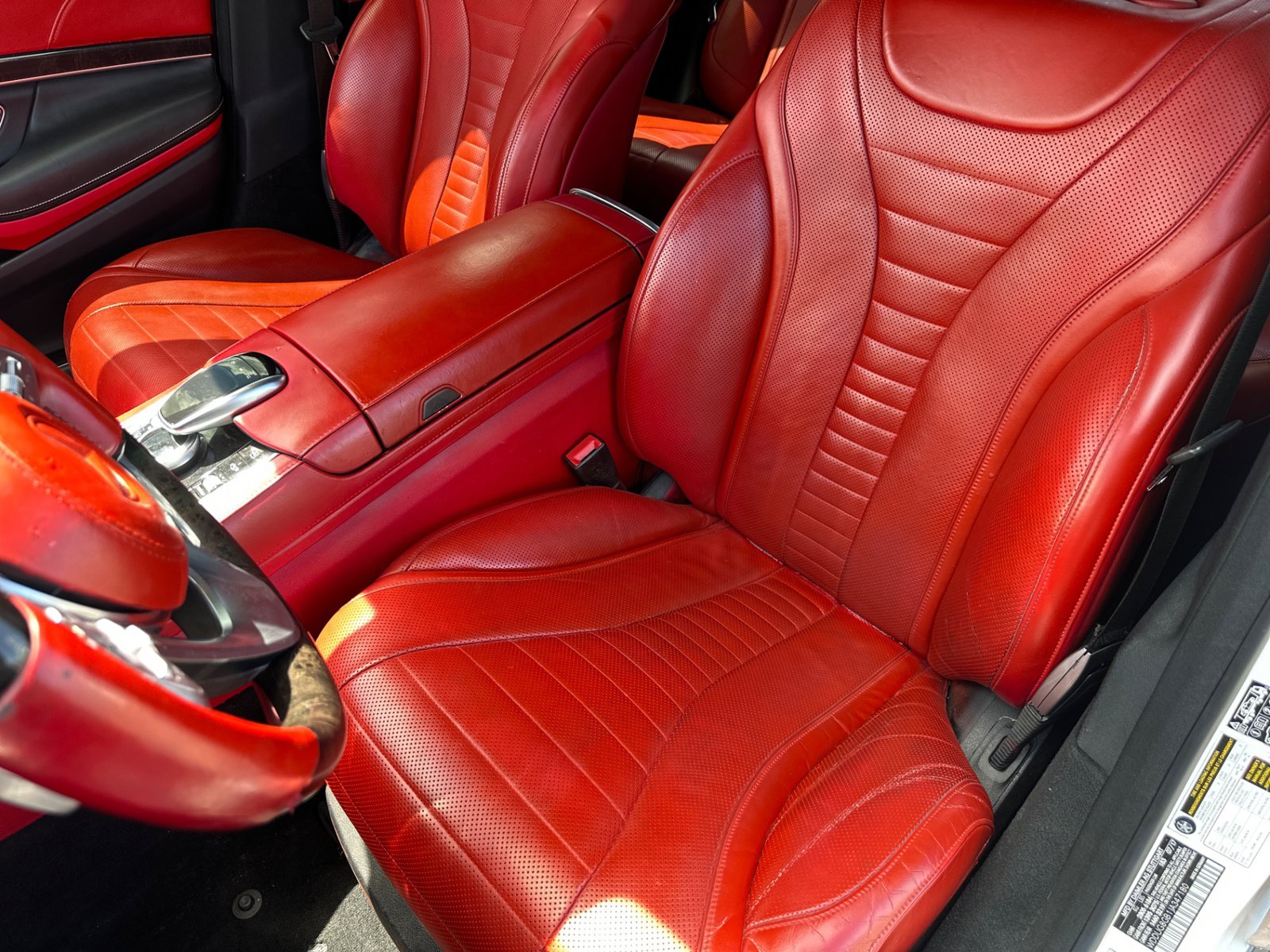 Used 2018 Mercedes-Benz S 560 4MATIC Sedan w/ AMG Line Exterior image 18