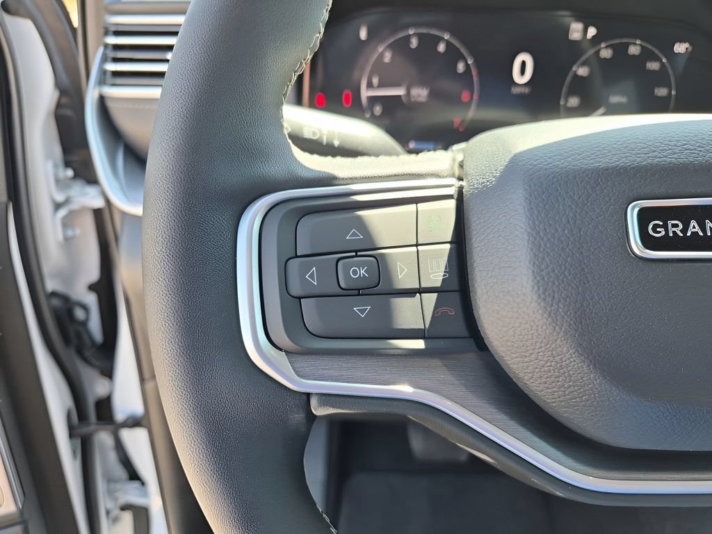 New 2026 Jeep Grand Wagoneer Limited AWD/4WD image 36