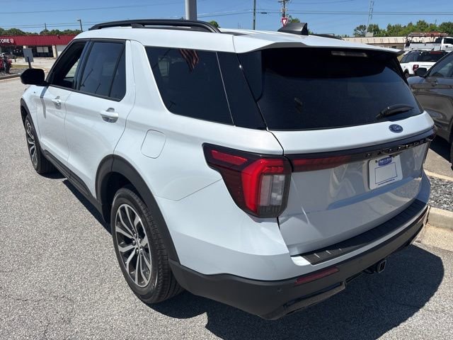 New 2026 Ford Explorer ST-Line RWD image 6